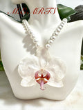 White Orchid & Pearls Necklace